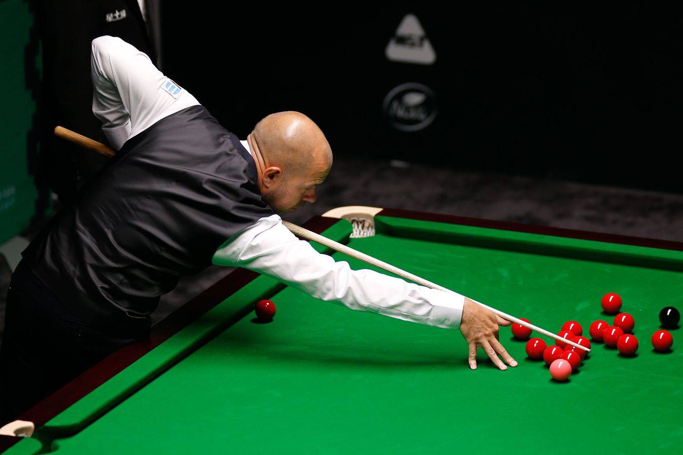 英超赛场再 英超赛场再