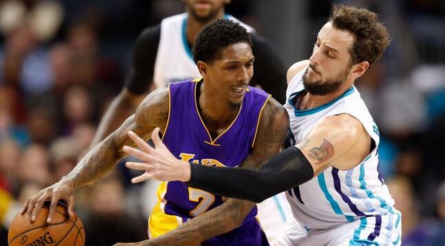 先锋与中塔 先锋与中塔