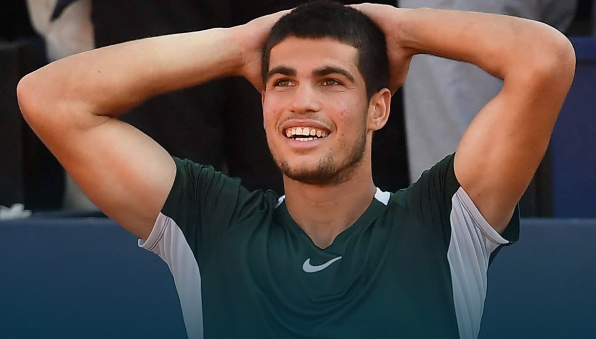 如肘内侧副 如肘内侧副